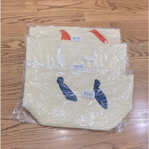 Neiman Marcus StrawTote with fabric handle - Picture 7 of 8